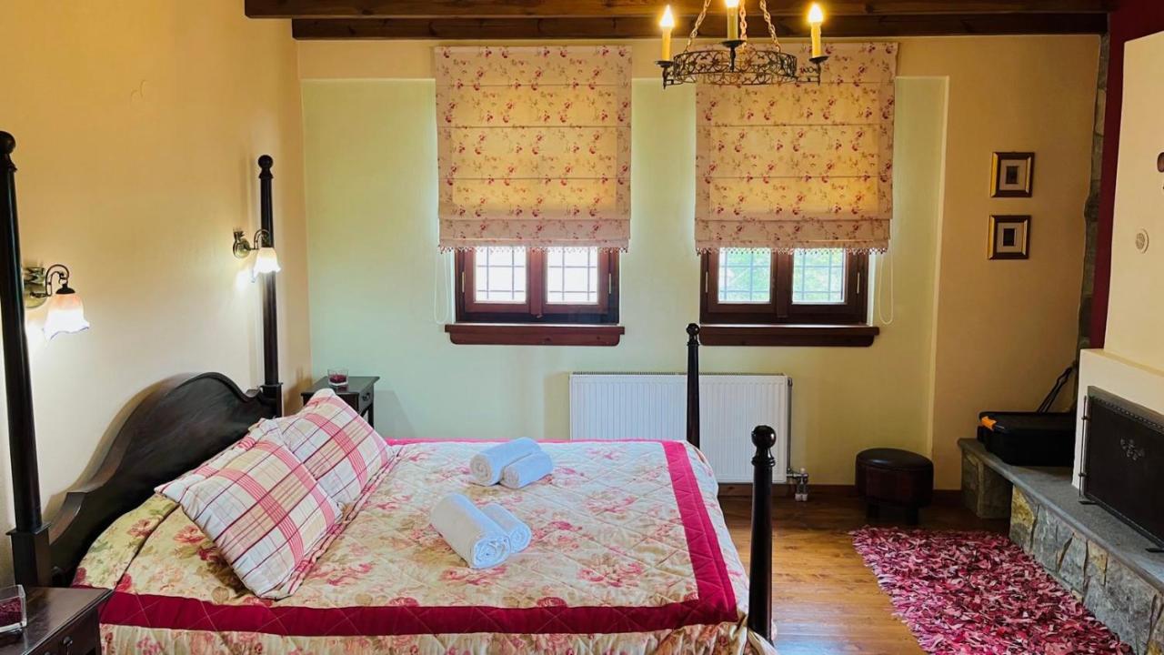 Giagia Evgenia Hotel Vitsa ภายนอก รูปภาพ