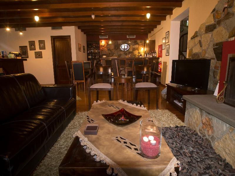 Giagia Evgenia Hotel Vitsa ภายนอก รูปภาพ
